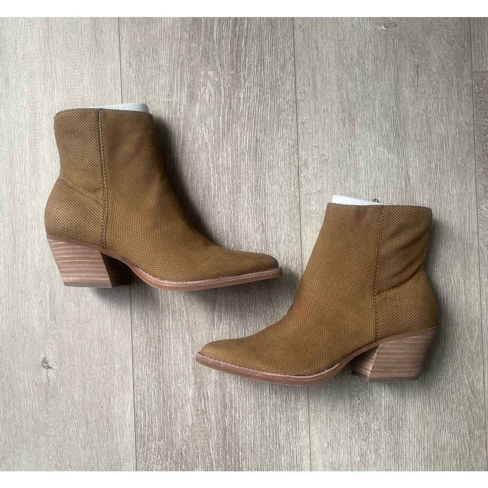 NIB Dolce Vita Asha Olive Nubuck Bootie Size 7.5